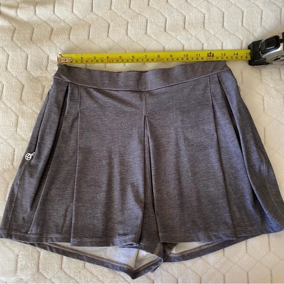 Lululemon Athletica & go City Beautiful Skort Activewear Gray Heathered Size 6 - Picture 13 of 16